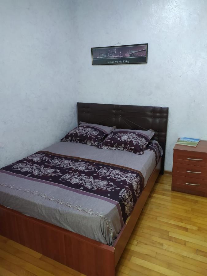 Apartment On 26 May Str Batumi Exteriör bild